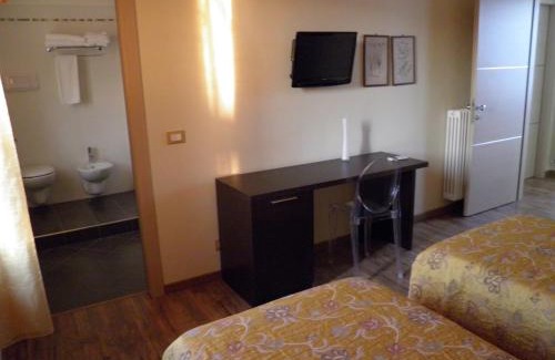 Cornaleto House | Affittacamere Il Persicone