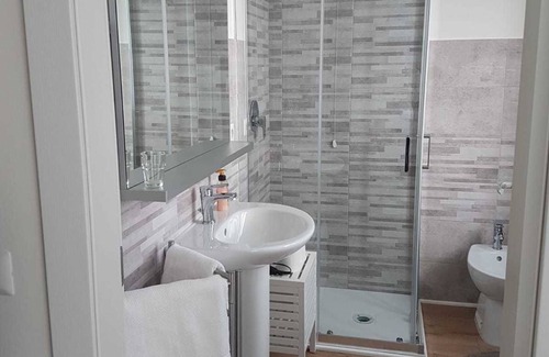 Lecco House | Affittacamere Risorgimento