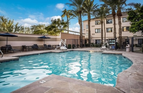 Chandler Apartment | Affordability Meets Comfort! Contemporary and Pet-friendly Unit, Swimming Pool!