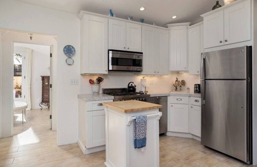 West Beach Apartment | Affordable Beach Penthouse #6 — blocks to the Beach, downtown & the Funk Zone