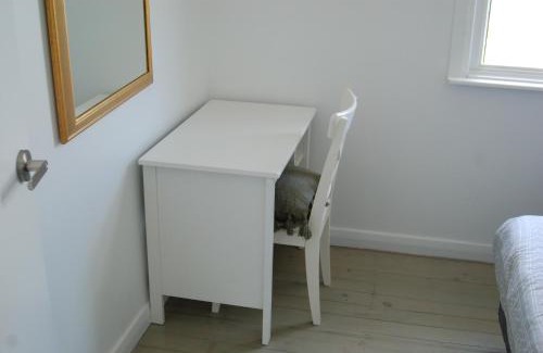Taperoo House | Affordable full house for family and pet friendly