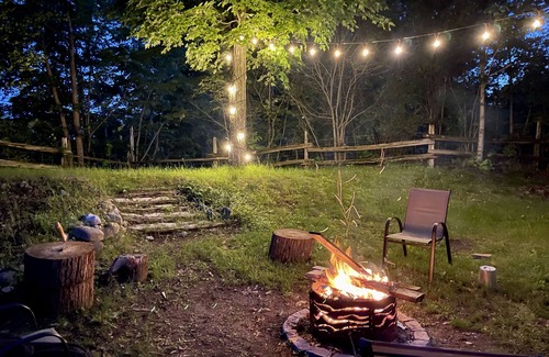 Selwyn Apartment | Affordable Lake-view golfers suite w/firepit, grill, close to parks & beaches