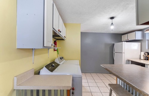 Bristol House | Affordable, Private, Single Level House Steps From Hard Rock Casino Pet Friendly