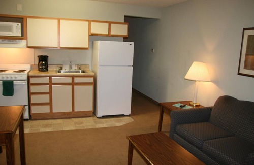 Shelby Apartment | Affordable Suites Shelby