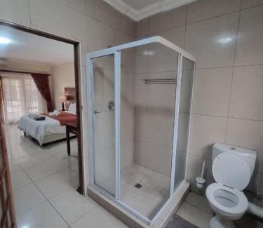 Three Rivers House | African Crest Guest House