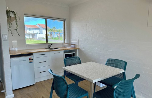 Tarcoola Beach Hotel | African Reef Beach Resort