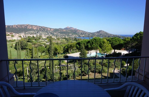Le Dramont Apartment | Agay Apartment in Cap Esterel