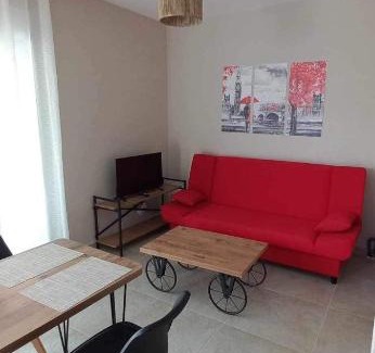 Paralia Ofryniou Apartment | Aggeliki's Apartments