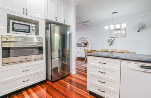 Agnes Water House | Agnes Bliss - Stunning, Central Four-Bedroom Beach House in Sunny Agnes Water