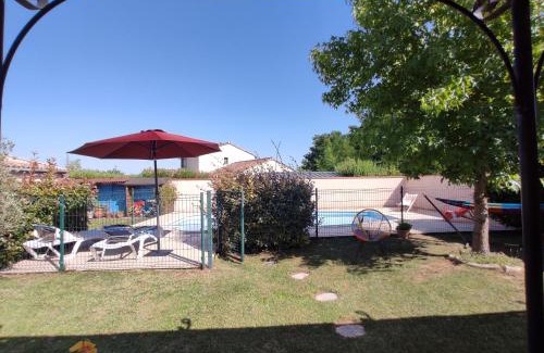 Pins-Justaret Apartment | agréable appartement T2 avec piscine