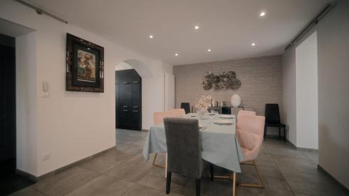 Pont-du-Chateau Villa | Agréable Villa pour 8 personnes
