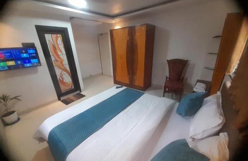 Chembur East House | Agrawal Bhavan Home Stay COUPLE FRIENDLY only for Indians