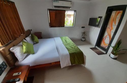 Chembur East House | Agrawal Bhavan Home stay COUPLE FRIENDLY only for indians