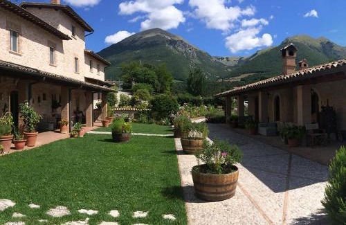 Norcia House | Agriturismo Casale nel Parco dei Monti Sibillini