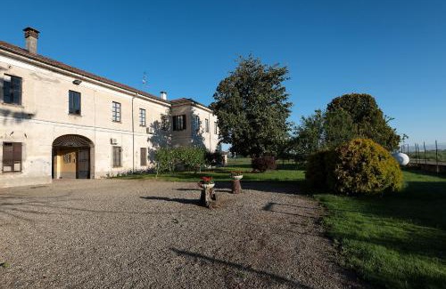 Casalino House | AGRITURISMO CASCINA GRAZIOSA