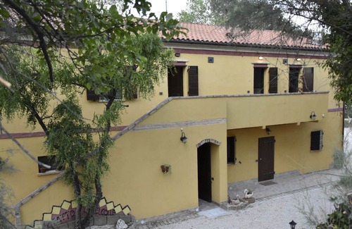 Jesi Apartment | Agriturismo Fattoria del Colle - Rondine Apartment n. 5