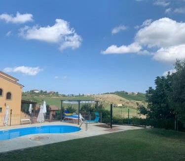 Montalto delle Marche House | Agriturismo cerquatonda