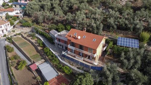 Riva Faraldi House | Agriturismo La Rocca