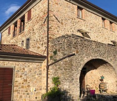 Pontremoli House | Agriturismo Lucchetti Ferrari