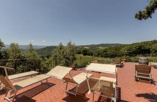 Pratovecchio Apartment | AGRITURISMO POPPIENA - IL TIGLIO CASETTA INDIPENDENTE CON PISCINA