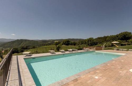Pratovecchio Apartment | AGRITURISMO POPPIENA - IL TIGLIO CASETTA INDIPENDENTE CON PISCINA