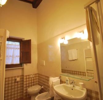 Lajatico House | Agriturismo Ragoncino