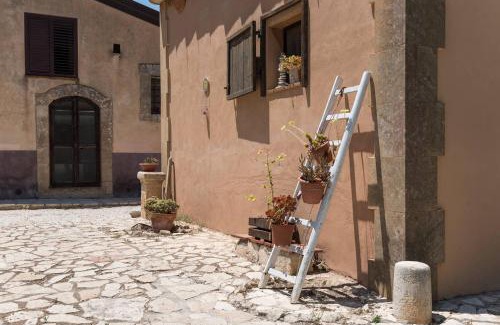 Noto House | Agriturismo Terra Di Pace