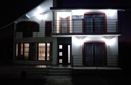 Bratovoesti House | Agropensiunea GIURCA