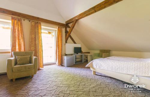 Ryn House | Agroturystyka "Dworek u Pelców"