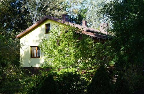 Grodzisk Mazowiecki House | Agroturystyka Czerwone Maki 2 Łazienki 5 Pokoi Kuchnia - NoclegiGrodziskPL 792-535-535
