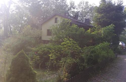 Grodzisk Mazowiecki House | Agroturystyka Czerwone Maki 2 Łazienki 5 Pokoi Kuchnia - NoclegiGrodziskPL 792-535-535