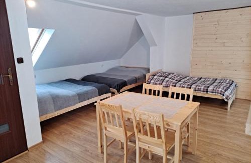 Lutowiska Apartment | Agroturystyka pod kasztanem