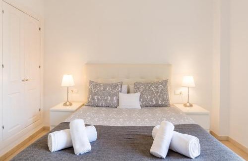 La Victoria Apartment | Agua I & seasonal pool by ELE Apartments