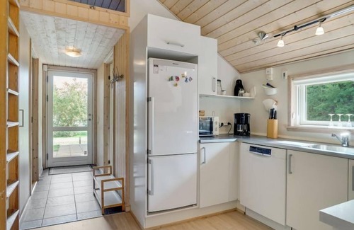 Hou House | "Agved" - 1.5km from the sea by Interhome