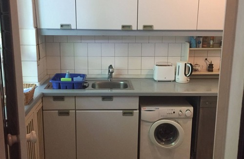 Charlottenburg Villa | Ah, Villa West in Berlin's green city center is waiting for dear guests at times