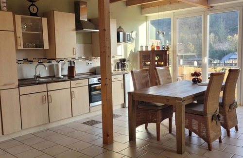 Lohrsdorf Apartment | Ahrtal 4* apartment Alexandra Weiler "Panorama" - "Panorama" vacation apartment for up to 5 people