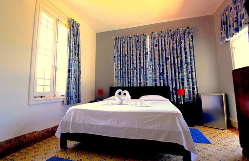 El Vedado House | AHT Colonial Hostel