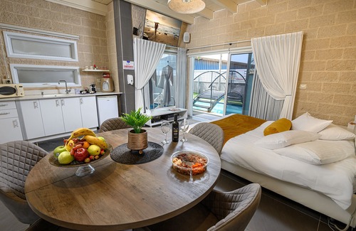 Goren Bed & Breakfast | Ahuzat Maya