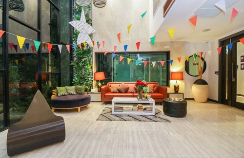 Khlong Ton Sai Hotel | Aim House Bangkok Hotel