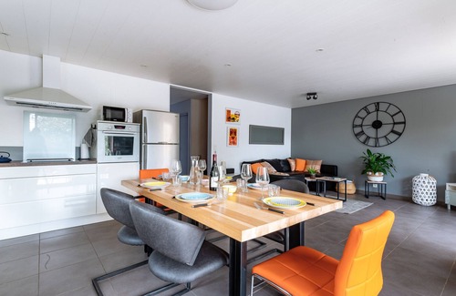 Saint-Restitut Villa | Air-conditioned villa with pool & garden - Saint-Restitut