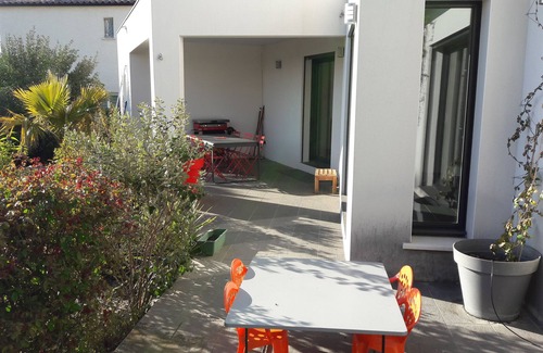 Prades-le-Lez House | Air-conditioned modern villa 145m², 4 bedrooms pool and garden at 20 'beaches