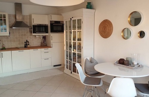 Antibes Apartment | Air-conditioned One bedroom apt - Sea and Pool views