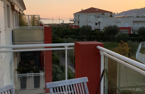 Antibes Apartment | Air-conditioned One bedroom apt - Sea and Pool views