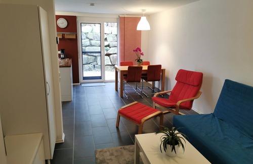 Heitersheim Condo | Air-conditioned vacation apartment in a beautiful location on the outskirts