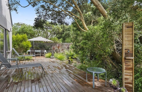 Aireys Inlet House | Airey's Oasis - Central to The Beach & Shops.