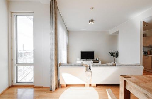 Kesklinn Apartment | AirHome - Old Town View 2