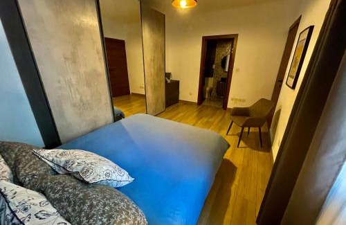 Mqabba House | Airport Accommodation Bedroom with your own private Bathroom Self Check In and Self Check Out Air-condition Included