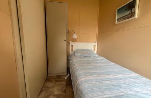 Arncliffe House | Airport Sharehouse