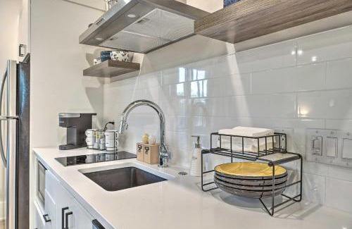 Downtown Apartment | Airy Bentonville Studio Less Than 1 Mile to City Square!