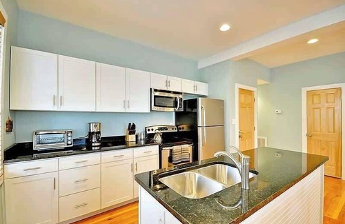 Folly Beach Apartment | Airy & Bright Folly Condo; Close to Everything